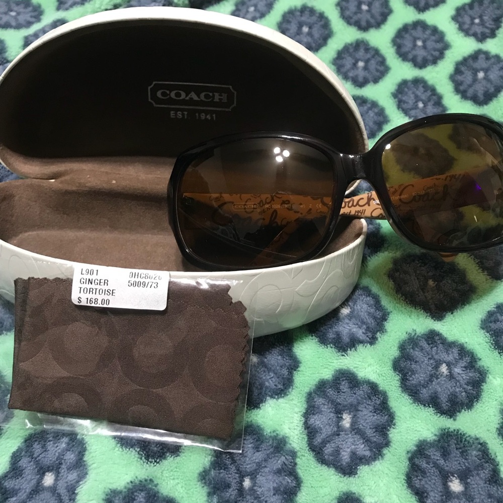 *RARE*Coach Ginger turquoise sunglasses